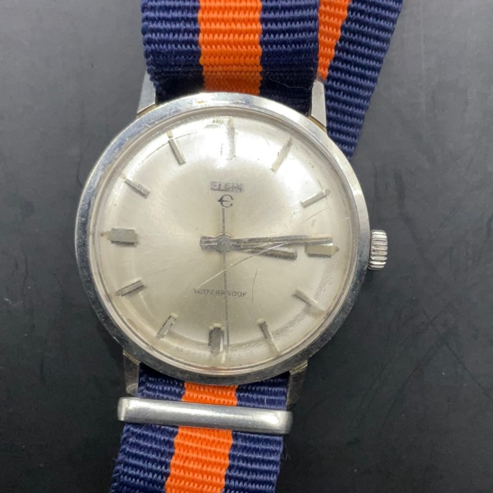 Vintage Elgin Pearl 35MM Waterproof Mens Watch, Running
